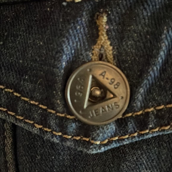 Jean jacket - Picture 4 of 5